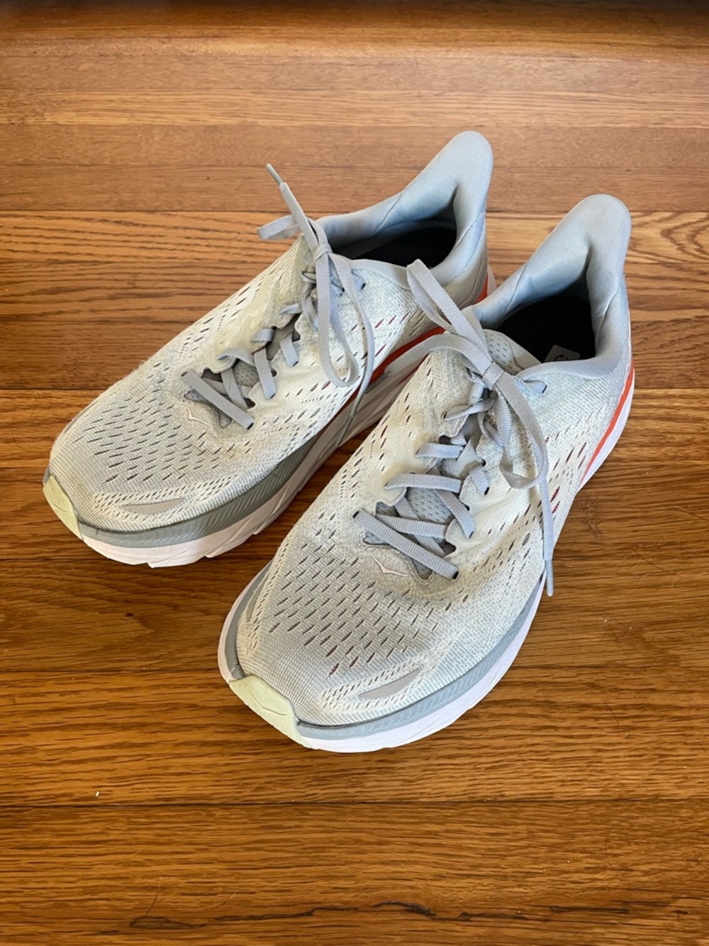 Hoka Clifton 8 Running Shoes Size 10